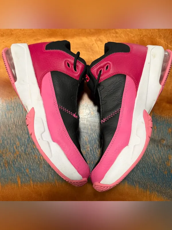 Jordan Max Aura Athletic Sneakers Black Pink 23 - Image 6