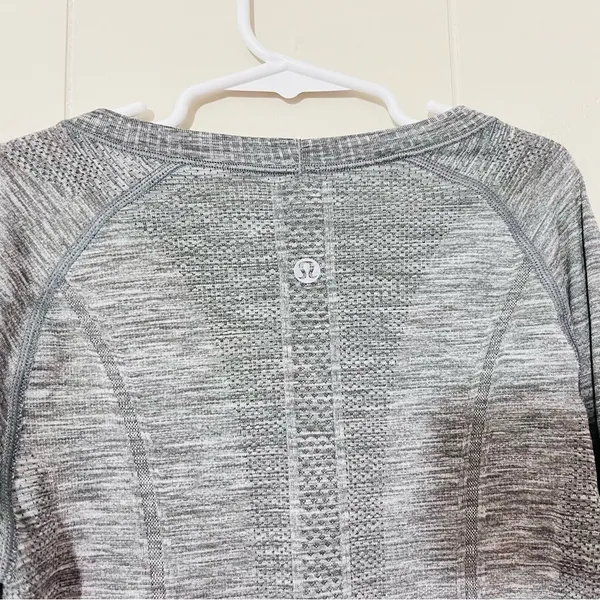 Lululemon Swiftly Tech Long Sleeve Shirt Gray Size 4 Running Athletic - Image 5
