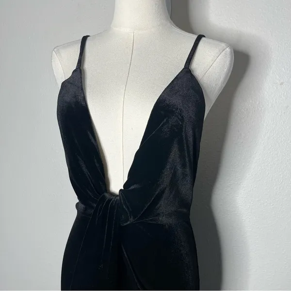 Superdown Revolve Black Velvet Deep V Aurora Maxi Dress LBD Wedding Black Tie - Image 3