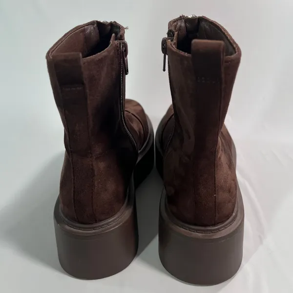 Portland Boot Company Womens 7 Chocolate Suede Front Zip Lug Sole Platform Boots - Image 8