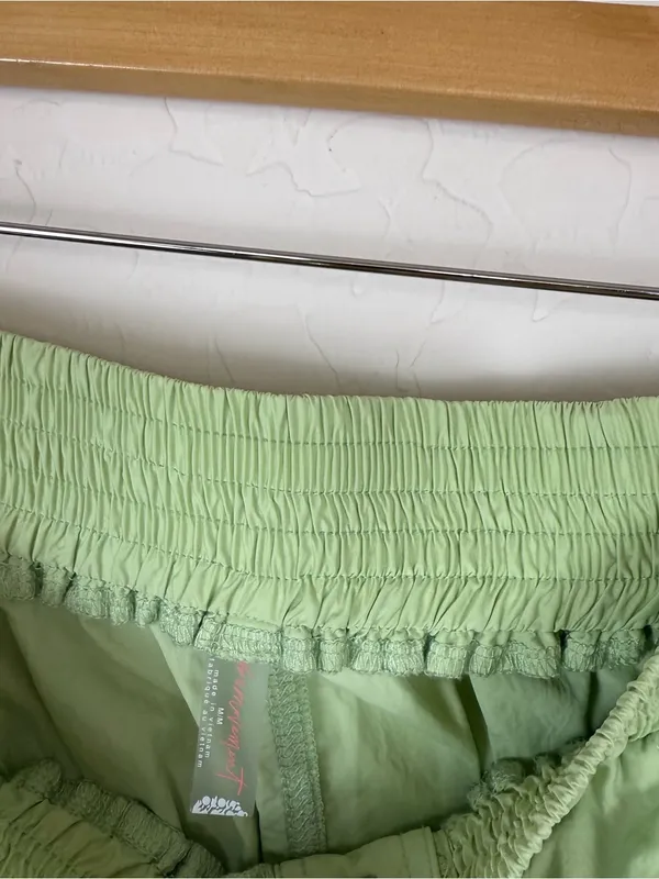 FREE PEOPLE underdog pants in lime - Image 10