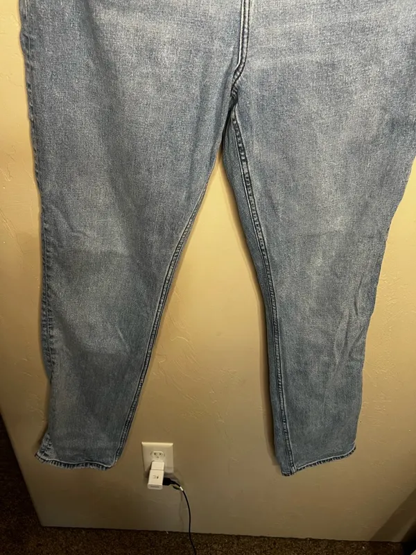Abercrombie & Fitch 90’s Slim Straight Ultra High‎ Rise Long Denim Jeans - Image 6