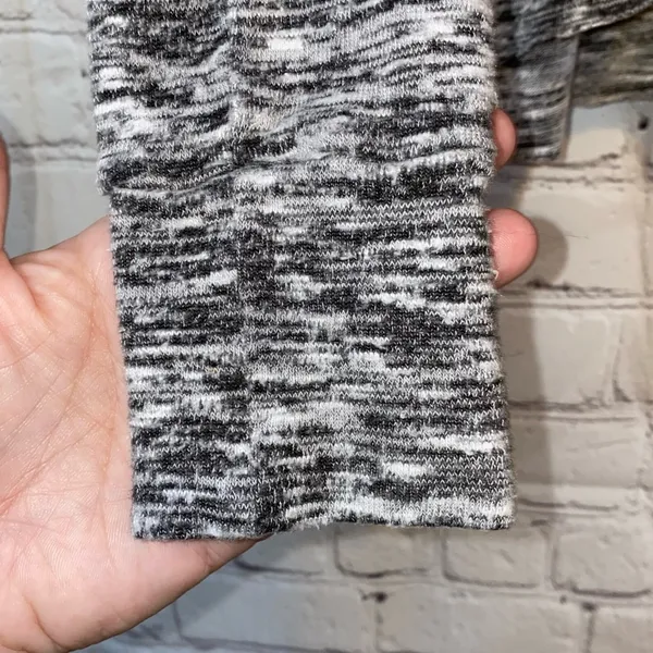 American Eagle Marled‎ Black & White Textured LS Top - Image 3