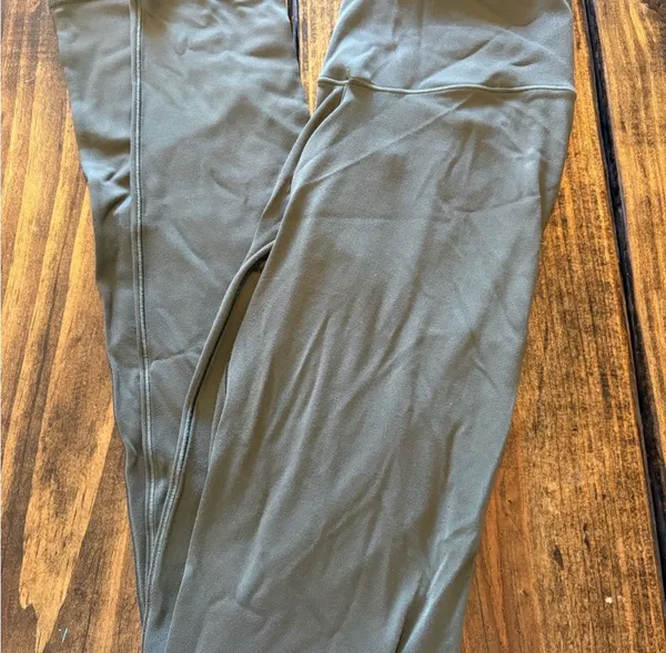 Aerie Offline Army Green Leggings - Image 3