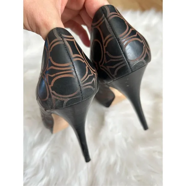 Coach Black Logo Platform Pumps 8.5 heels 4.5 heels - Image 2