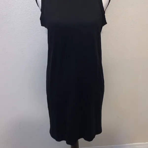 Old Navy black sleeveless knee length dress - Image 3