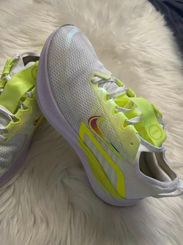 Nike Zoom Fly 4 Premium 'White Barely Green - Image 3