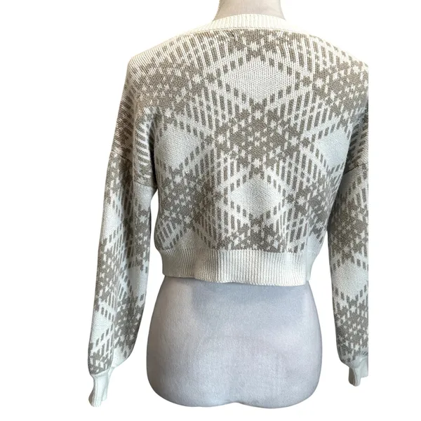 Hollister XS Cream Diamond Pattern Cropped Cardigan VNeck Button Front Knit Cozy - Image 6