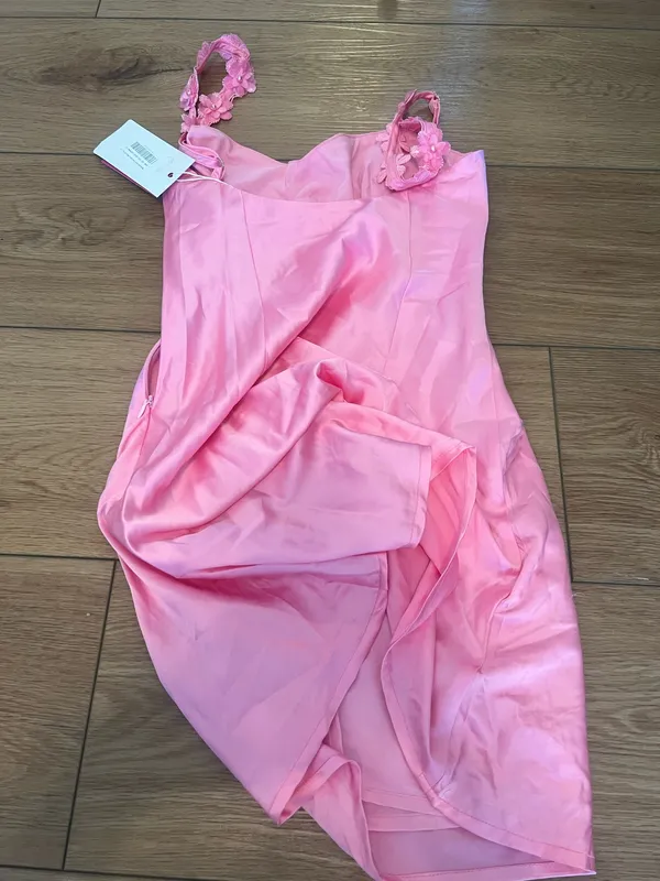 Beginning Boutique Pink Lace Dress with Floral straps size 2 - Image 4