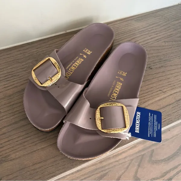 NWT Birkenstock Free People Madrid Hammered Big Buckle High Shine Faded Purple - Image 2