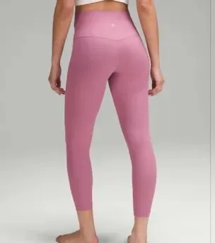 Lululemon Leggings pink ribbed  - Image 2