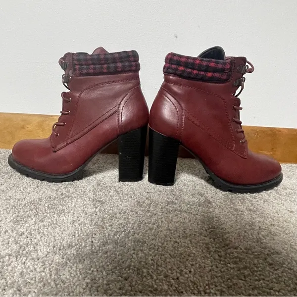 Dolce by Mojo Moxy WitchyFaux‎ leather Red-burgundy ankle boot Whimsigoth Size 8 - Image 4