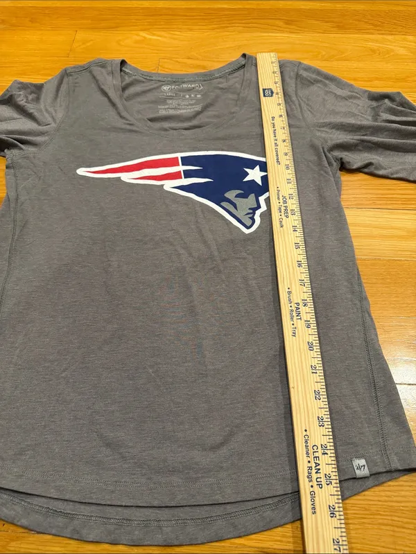 47 Brand women’s New England patriots long sleeve with yoga hole shirts size large . - Image 6