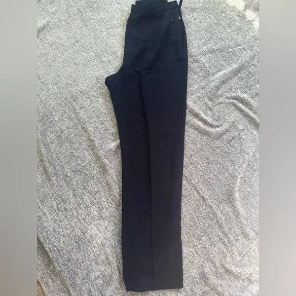Black Women's Knit Ankle Pants Size 10 - Image 5