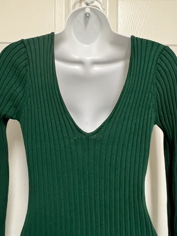 Hunter Green Deep V Neck Ribbed Dress - Image 9