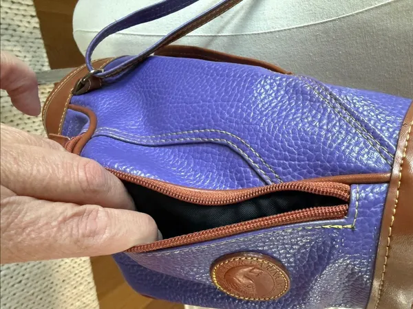 Vintage 80s Carina Intl Inc Waterproof Leather Purple Tan Golf Bag Backpack Nove - Image 6