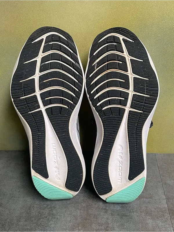 Nike Zoom Winflo 7 Women's Running Shoes Sky Grey/Teal/White Size 7.5 - Image 16