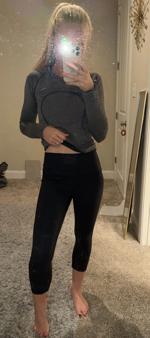 Lululemon Leggings 23" Crop - Image 5
