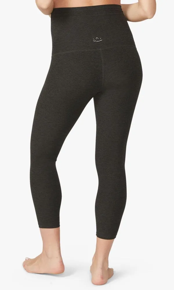 Beyond Yoga Spacedye Love Love The Bump Capri Maternity Leggings - Image 3