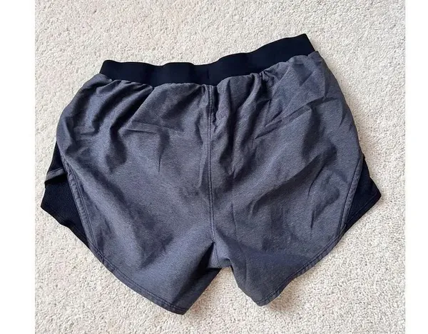 Under armour Gray and black Shorts SizeXS - Image 3