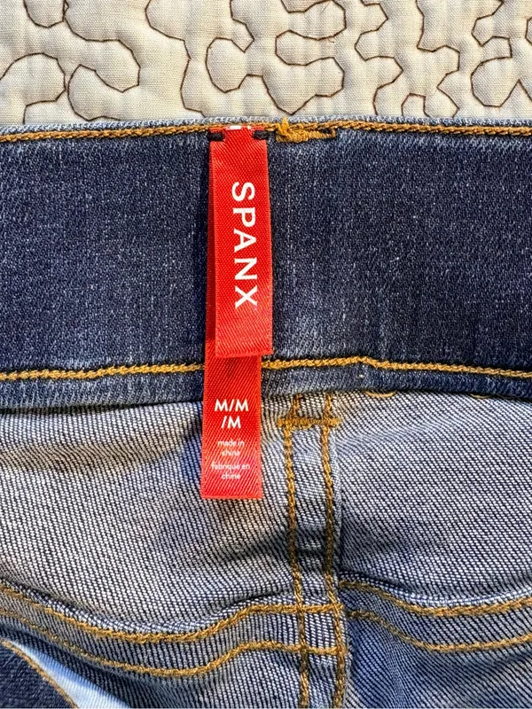 💥SPANX Pull On Flare Jeans Dark Wash High Rise Stretch Denim Size M🧡 - Image 11