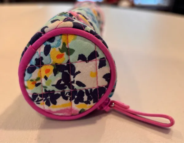 Vera Bradley | Wildflower Paisley, On A Roll cosmetic case. - Image 5
