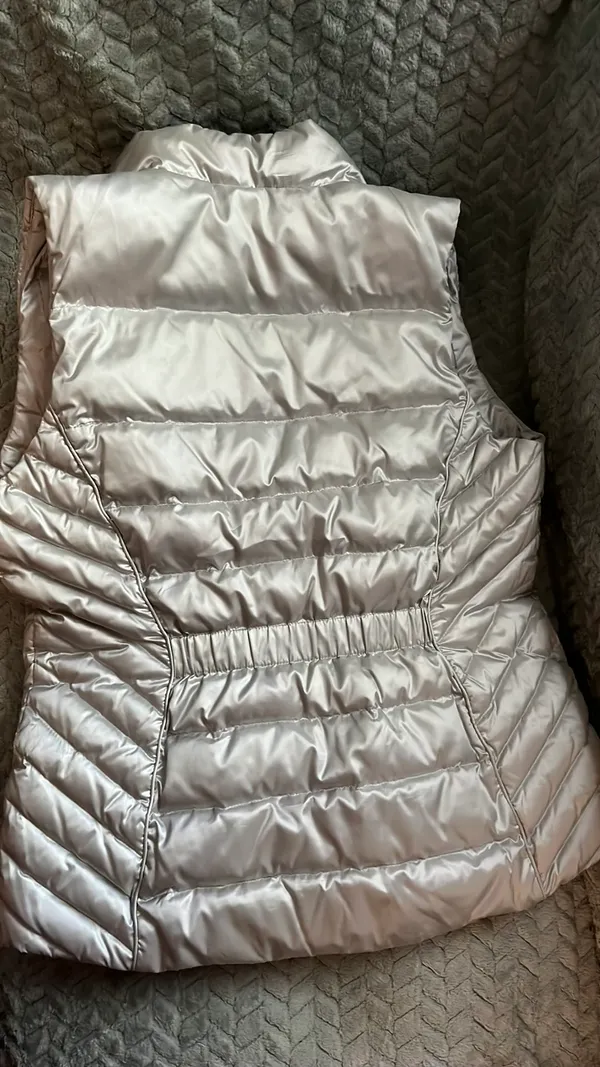 Talbots Puffer vest - Image 5