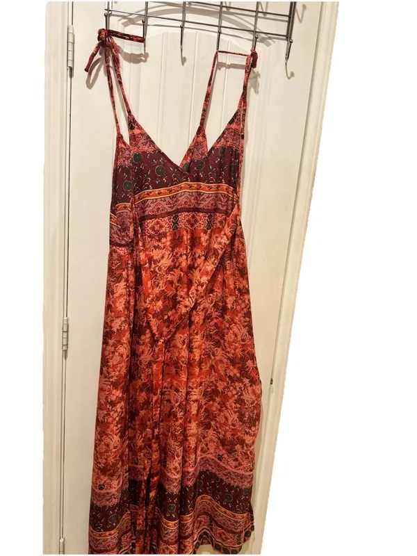 Free People Bohemian Style Beach Strap Long V-Neck Floral Romper Size M - Image 5