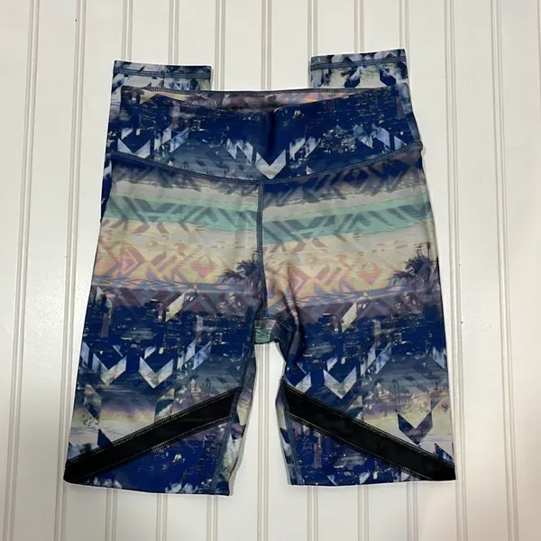 American Eagle patterned high rise leggings - Image 2