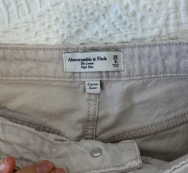Abercrombie Curve Love High Rise Loose Jean - Image 3