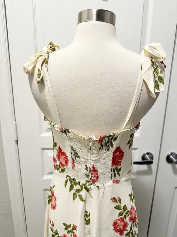 Reformation Nikita Dress in Jolie Floral Rose Print - Image 4