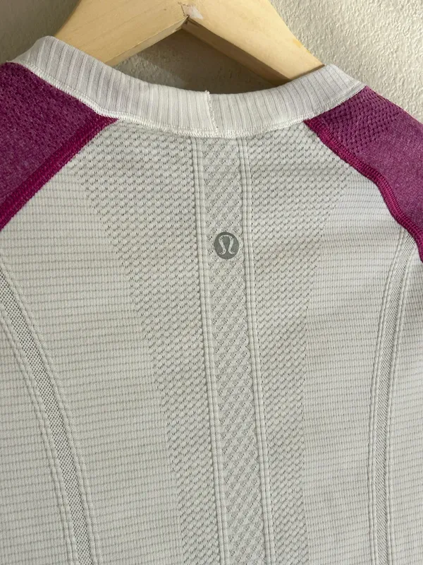 Lululemon Run: Swiftly Tech Short Sleeve White / Ultra Violet 54 - Image 4