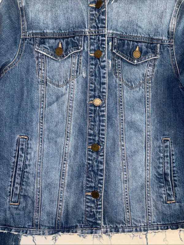 Market & Spruce Blue Denim Jacket With Black Painted Panel On Back Of Jacket Sm - Image 9