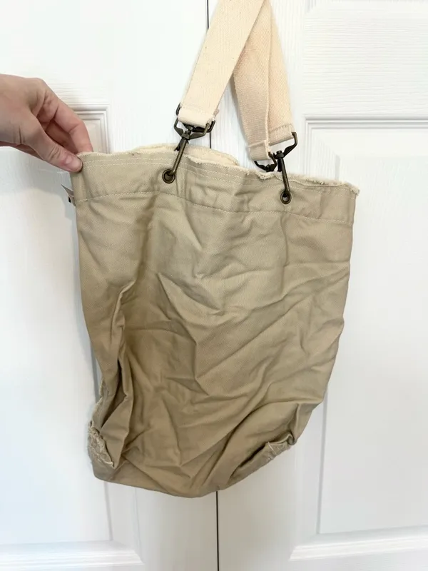 Y2K NWT Walt Disney World Beige Canvas Tote Bag - Image 3