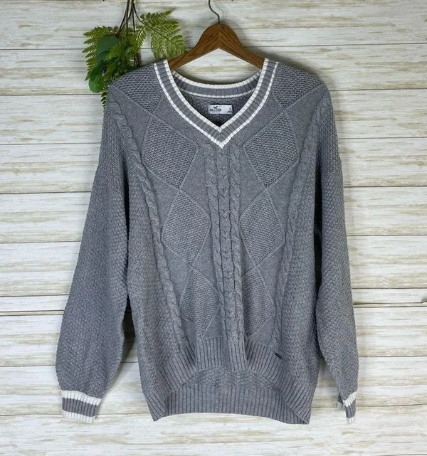 Hollister Gray Cable Knit Slouchy Varsity Style Chunky Cotton Sweater - Image 2