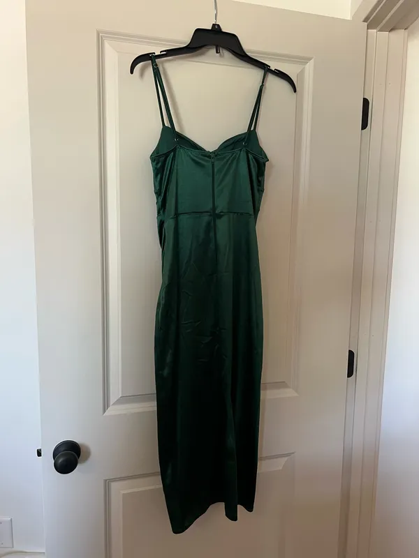 Windsor Green Satin Dress - Image 2