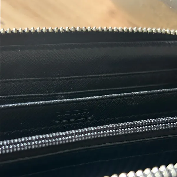 Coach Signature Embossed Black Patent Leather Accordion Zip Wallet - Image 7