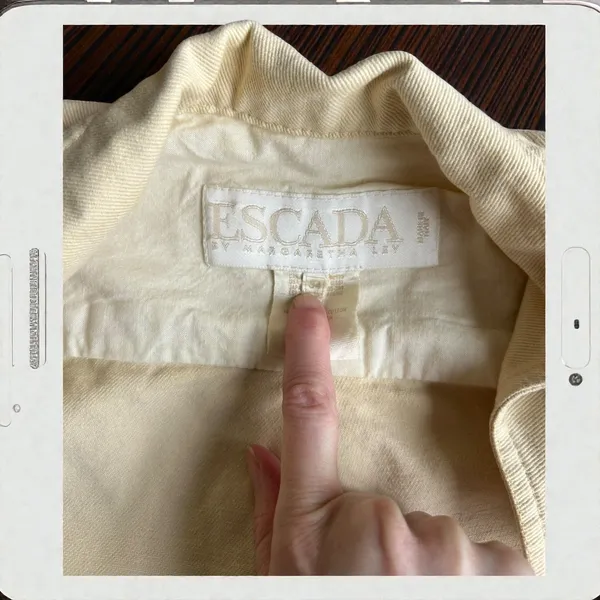 Vintage Escada Yellow Oversized Barn Coat Jacket Utility Size 34 Quiet Luxury - Image 5