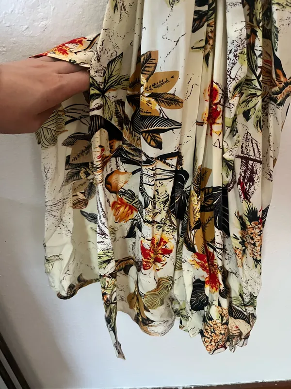Boho Flower Dress size Medium Multiple - Image 4