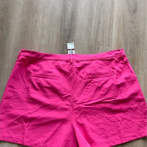 Edikted Hot Pink High-Waist Tailored Women’s‎ Shorts - Image 6