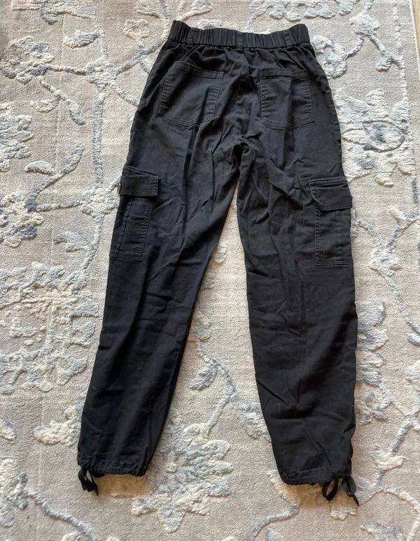 Amazon Black Cargo Pants - Image 3