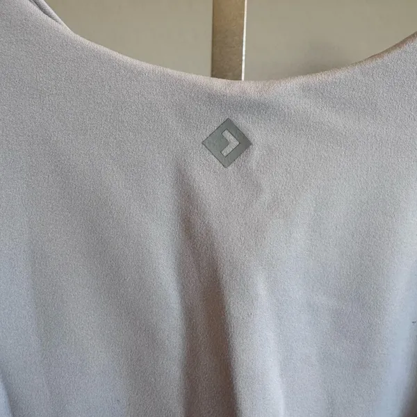 Abercrombie YPB studioSOFT Waist Length V Neck Slim Tank Sand M - Image 7