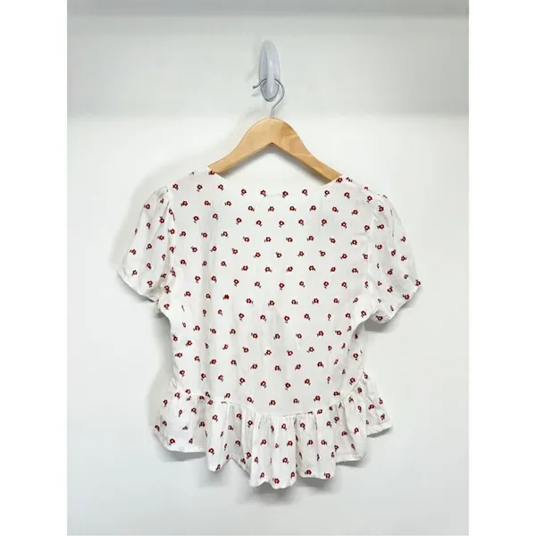John Galt Cropped Floral Top‎ Size Medium White Red Tie Front Ruffle - Image 6