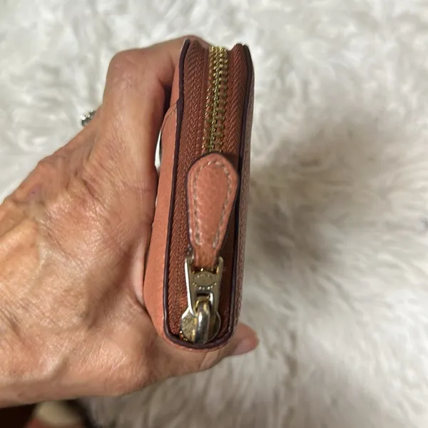 Coach Texture Accordion Zip Around Leather Wallet - Pink vintage - Image 7