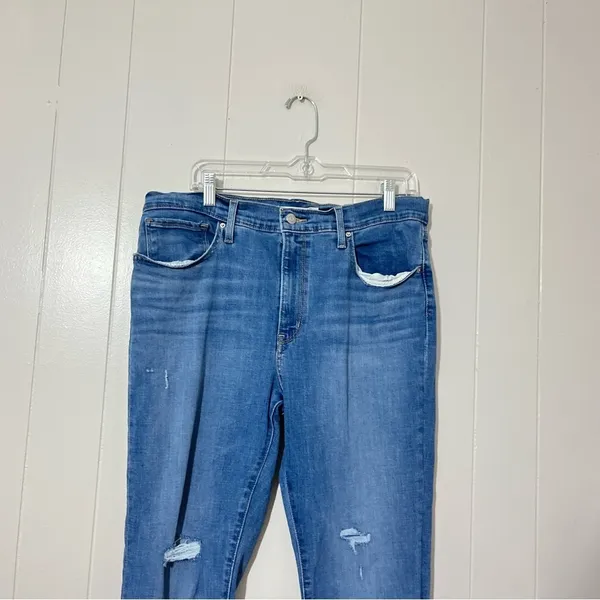 Levi’s 724 High Rise Straight Jeans Women’s Size 33 Distressed Blue Denim - Image 3