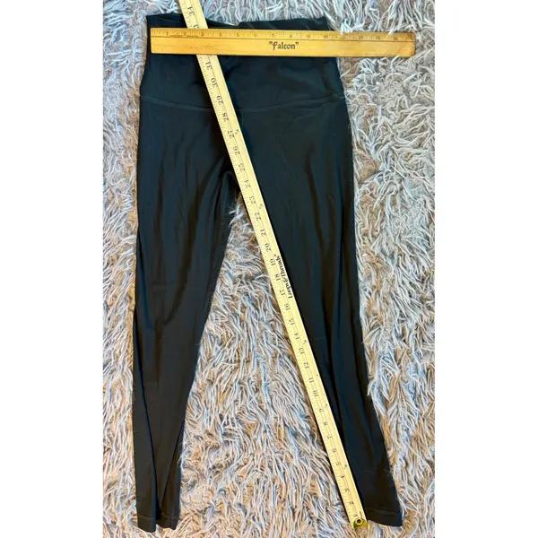 Lululemon Black Ribbed High Rise Leggings Activewear Yoga Pants - Image 3