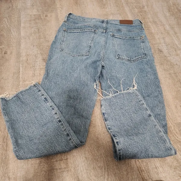 FLAWED Madewell Jeans Size 28 - Image 2