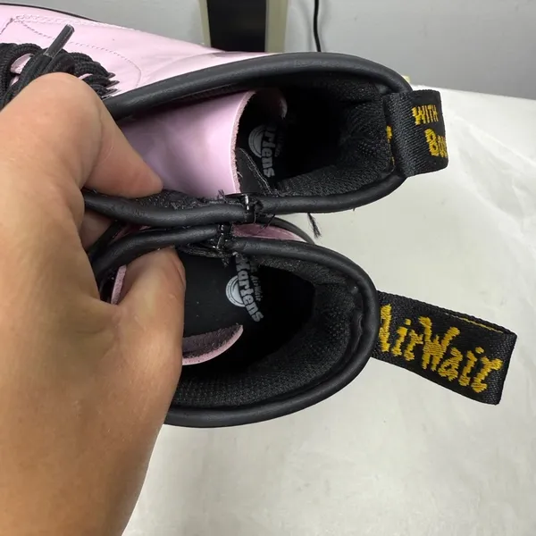 Dr.Martens 1460 Patent Leather Lace Up Boots Pale Pink Women Sz 5 Big kids 6.5 - Image 11
