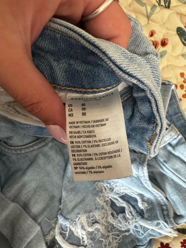 American Eagle Shorts - Image 3