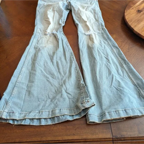 Wrangler High Rise Flare Bell bottom Jeans Size 26" X 32"RN 130273 CA 55394 - Image 9